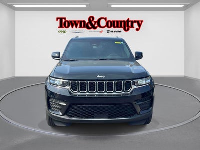 2024 Jeep Grand Cherokee Laredo X 4x4