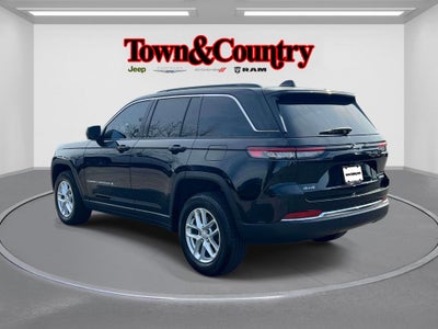 2024 Jeep Grand Cherokee Laredo X 4x4