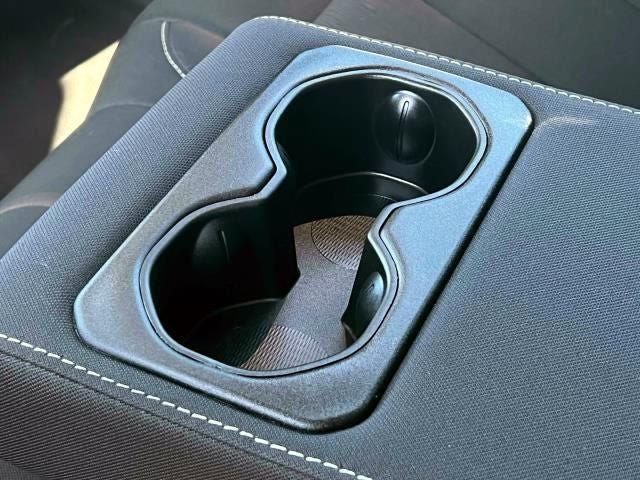 2023 Jeep Grand Cherokee Laredo 4x4