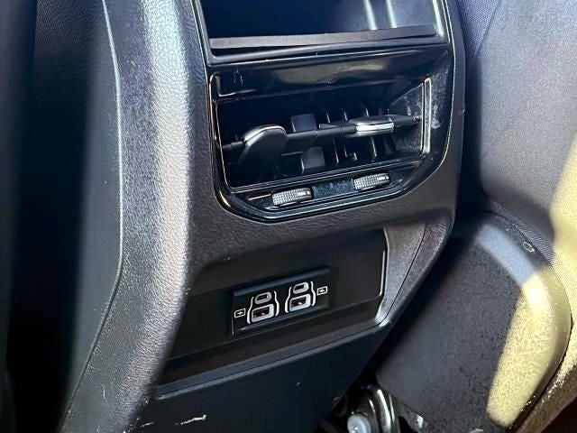 2023 Jeep Grand Cherokee Laredo 4x4