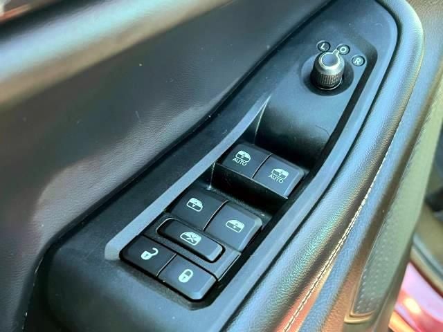 2023 Jeep Grand Cherokee Laredo 4x4