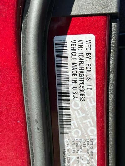 2023 Jeep Grand Cherokee Laredo 4x4