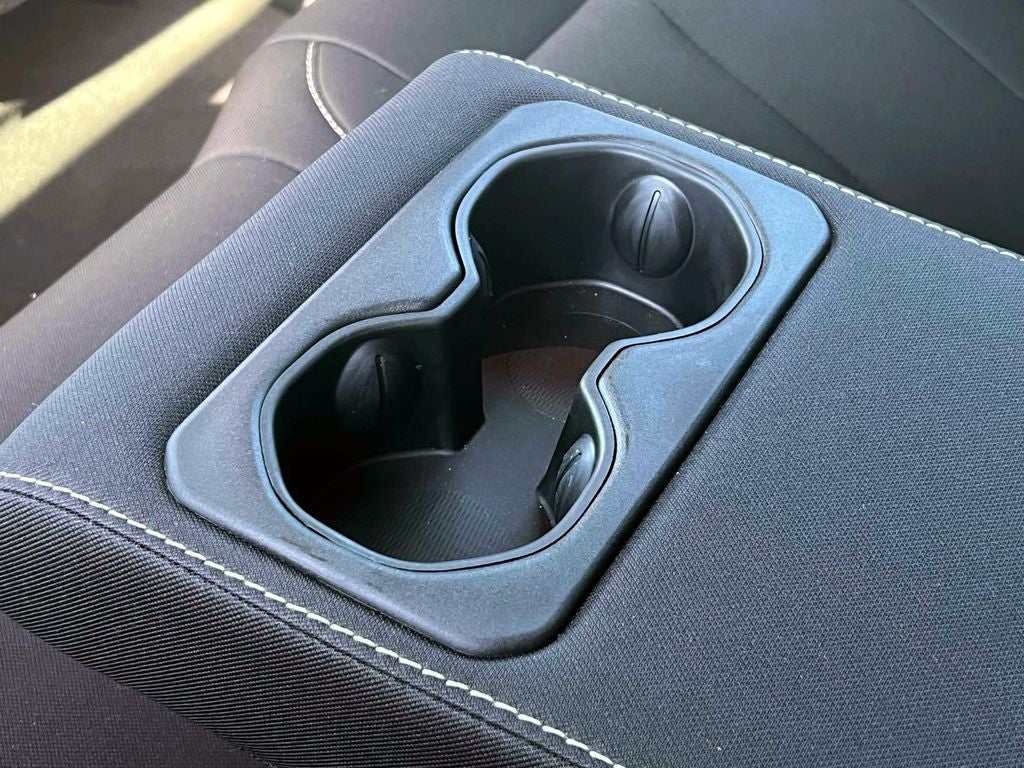 2023 Jeep Grand Cherokee Laredo 4x4