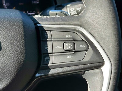 2023 Jeep Grand Cherokee Laredo 4x4