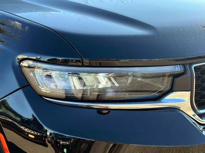 2023 Jeep Grand Cherokee Laredo 4x4