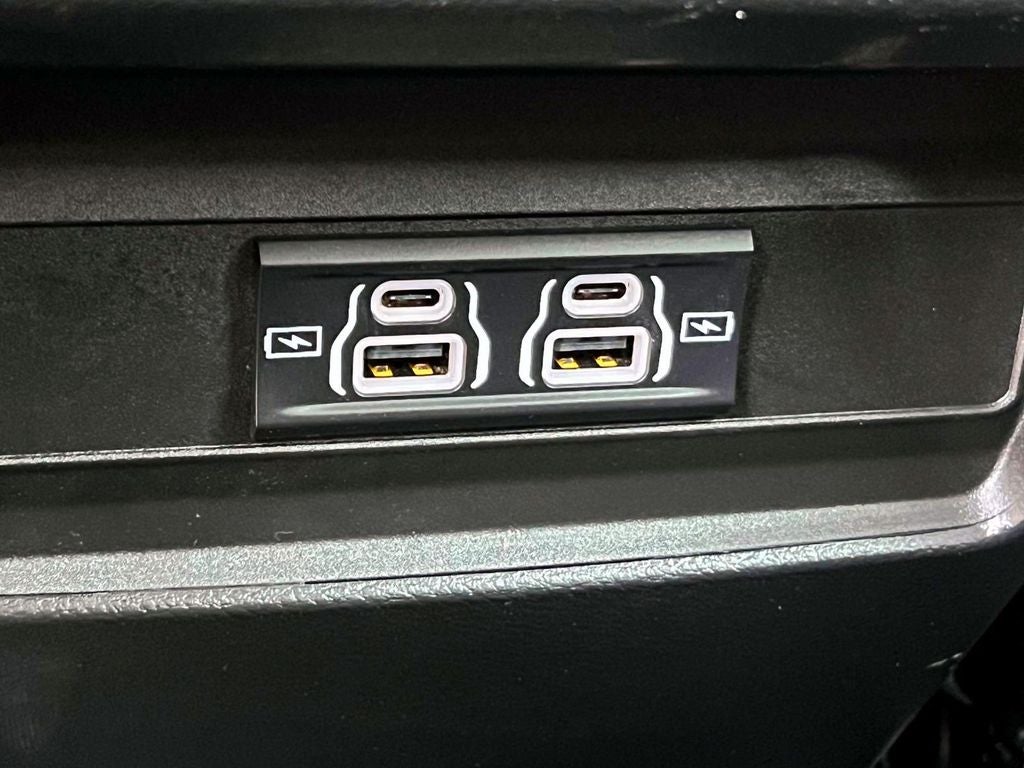 2023 Jeep Grand Cherokee Laredo 4x4