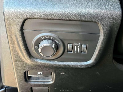 2023 Jeep Grand Cherokee Laredo 4x4