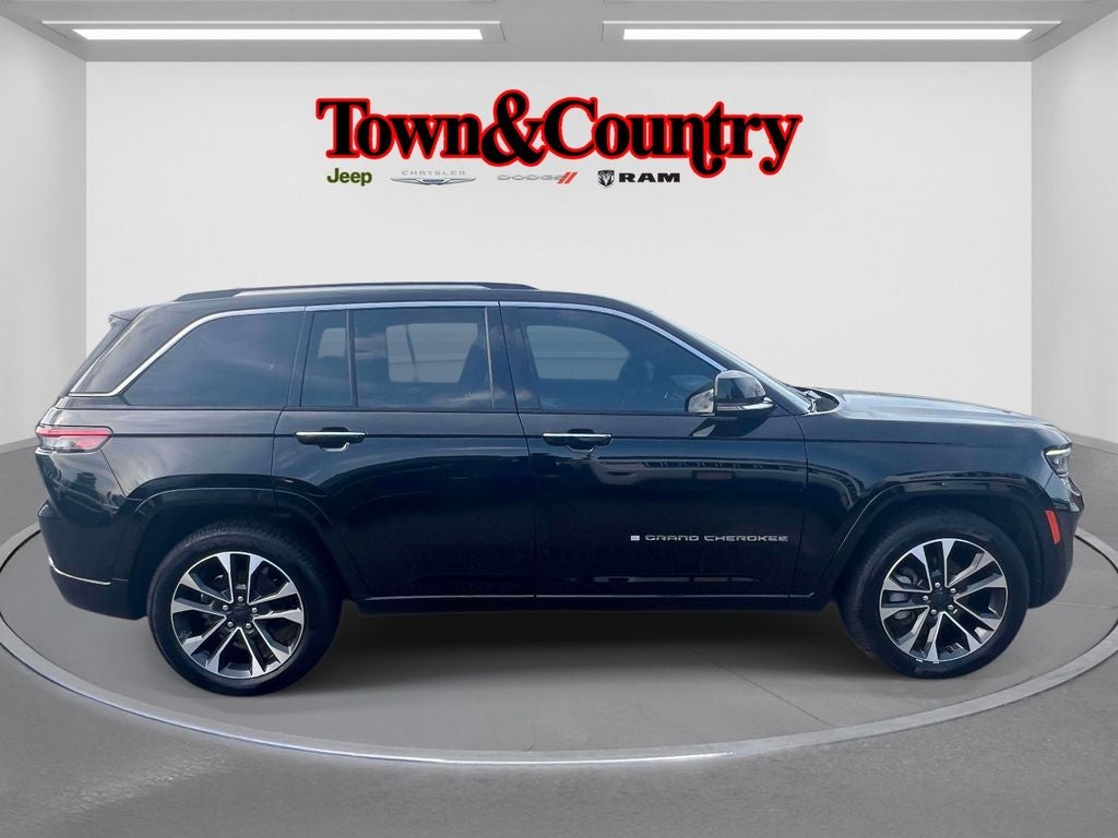 2022 Jeep Grand Cherokee Overland 4x4