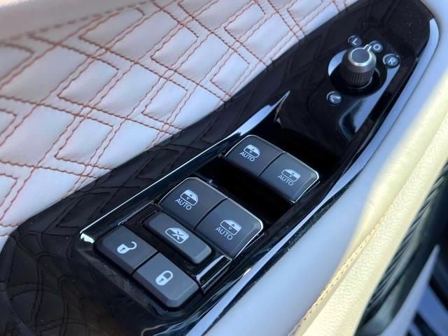 2023 Jeep Grand Cherokee Summit 4x4