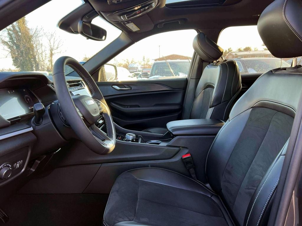 2024 Jeep Grand Cherokee L Altitude X 4x4