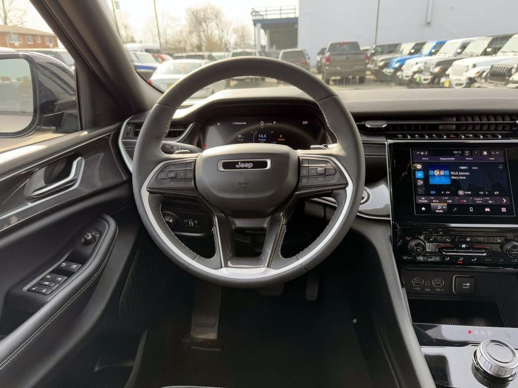 2023 Jeep Grand Cherokee L Altitude 4x4