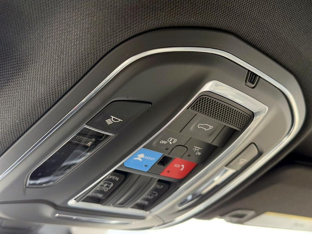 2023 Jeep Grand Cherokee L Altitude 4x4