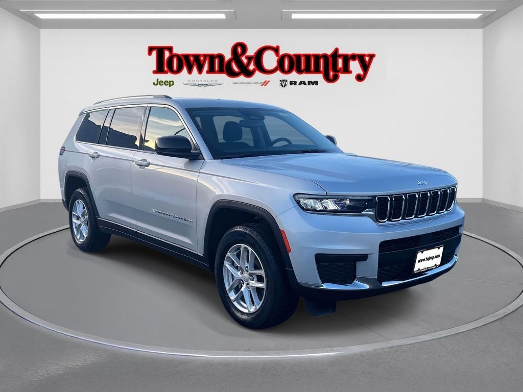 2023 Jeep Grand Cherokee L Laredo 4x4