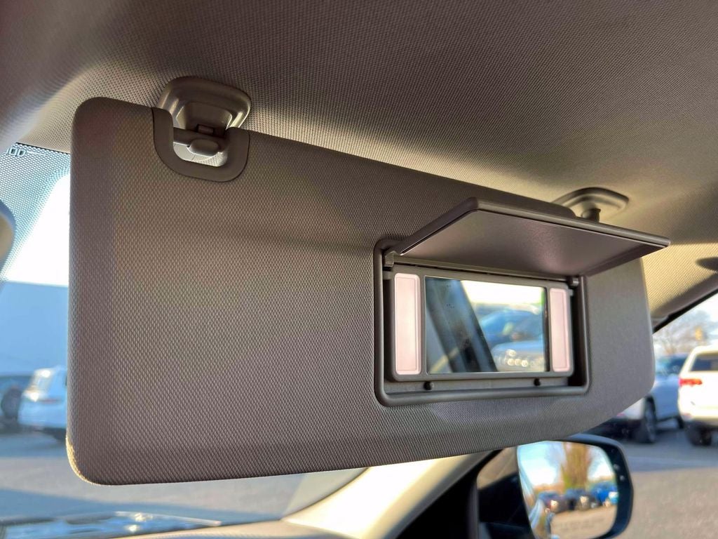 2023 Jeep Grand Cherokee L Laredo 4x4