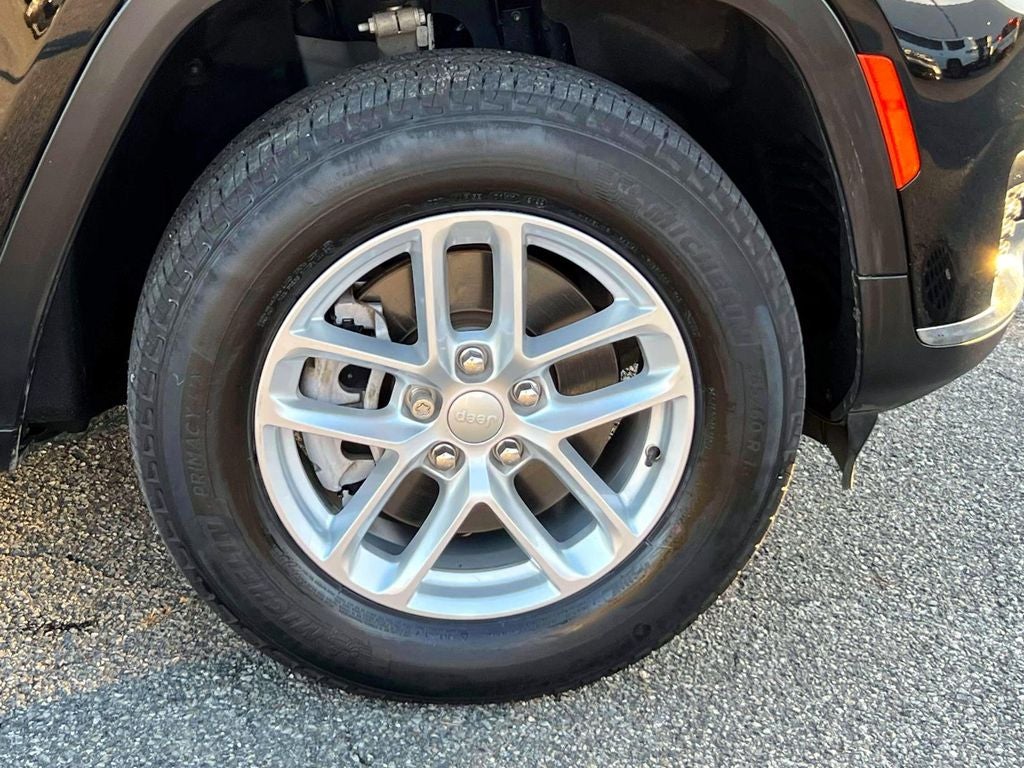 2023 Jeep Grand Cherokee L Laredo 4x4