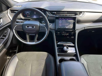 2025 Jeep Grand Cherokee L Altitude X 4x4