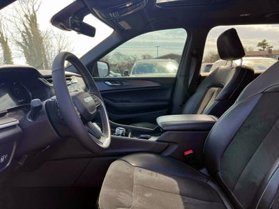 2025 Jeep Grand Cherokee L Altitude X 4x4