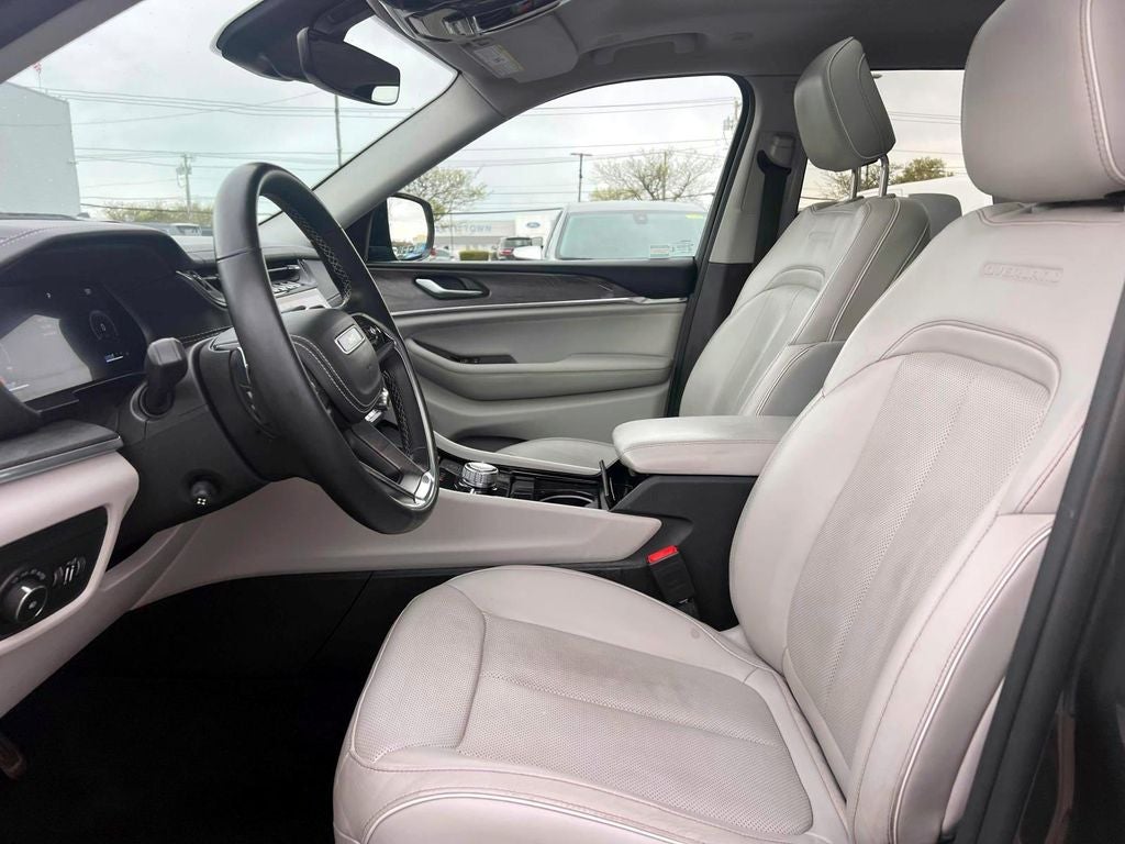 2022 Jeep Grand Cherokee L Overland 4x4