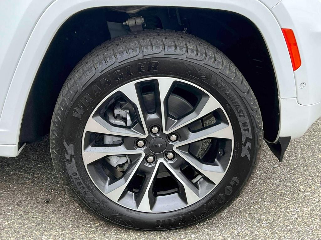 2023 Jeep Grand Cherokee L Overland 4x4