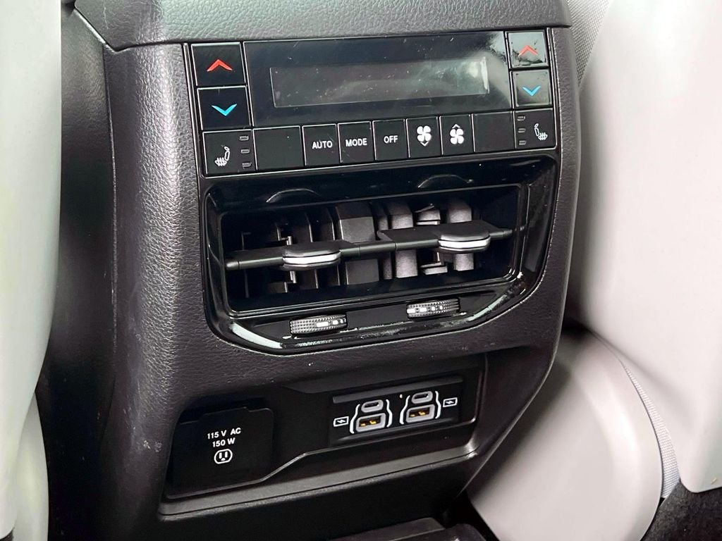 2023 Jeep Grand Cherokee L Overland 4x4