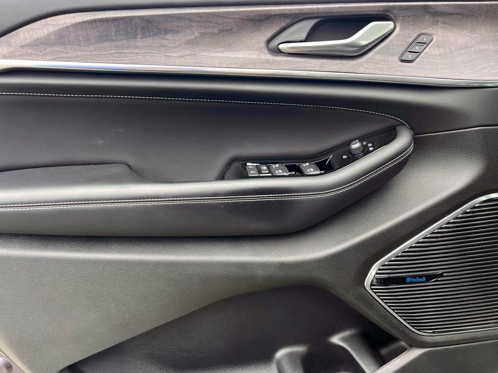 2022 Jeep Grand Cherokee 4xe Overland 4x4