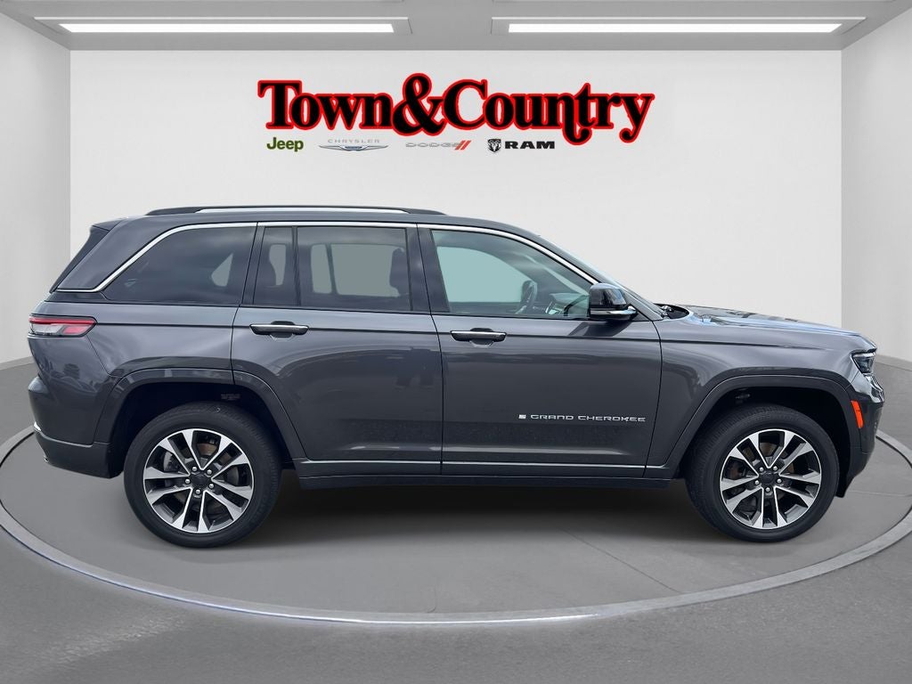 2022 Jeep Grand Cherokee 4xe Overland 4x4