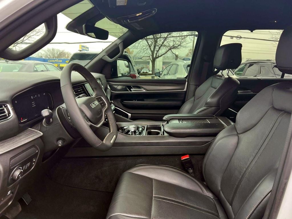 2023 Jeep Wagoneer Series III 4x4