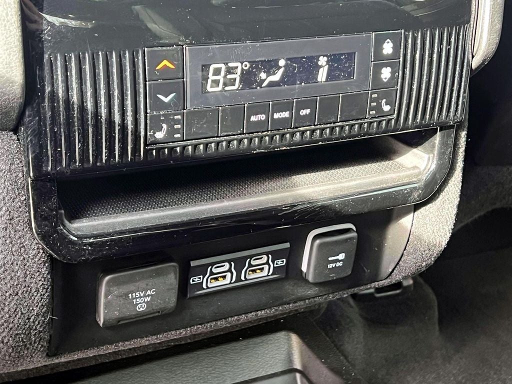 2022 Jeep Wagoneer Series III Carbide 4x4