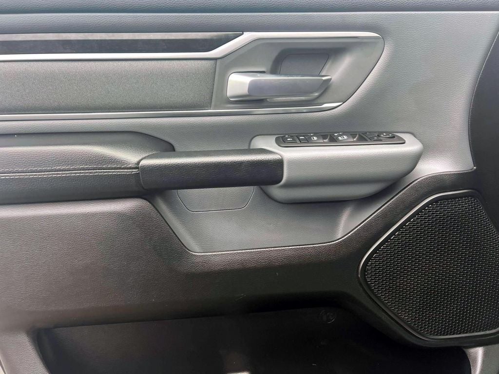 2022 RAM 1500 Big Horn Quad Cab 4x4 6'4' Box