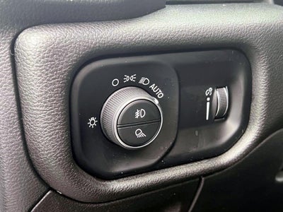 2022 RAM 1500 Big Horn Quad Cab 4x4 6'4' Box