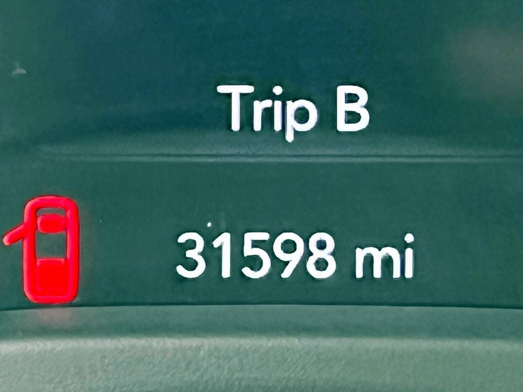 2022 RAM 1500 Big Horn Quad Cab 4x4 6'4' Box