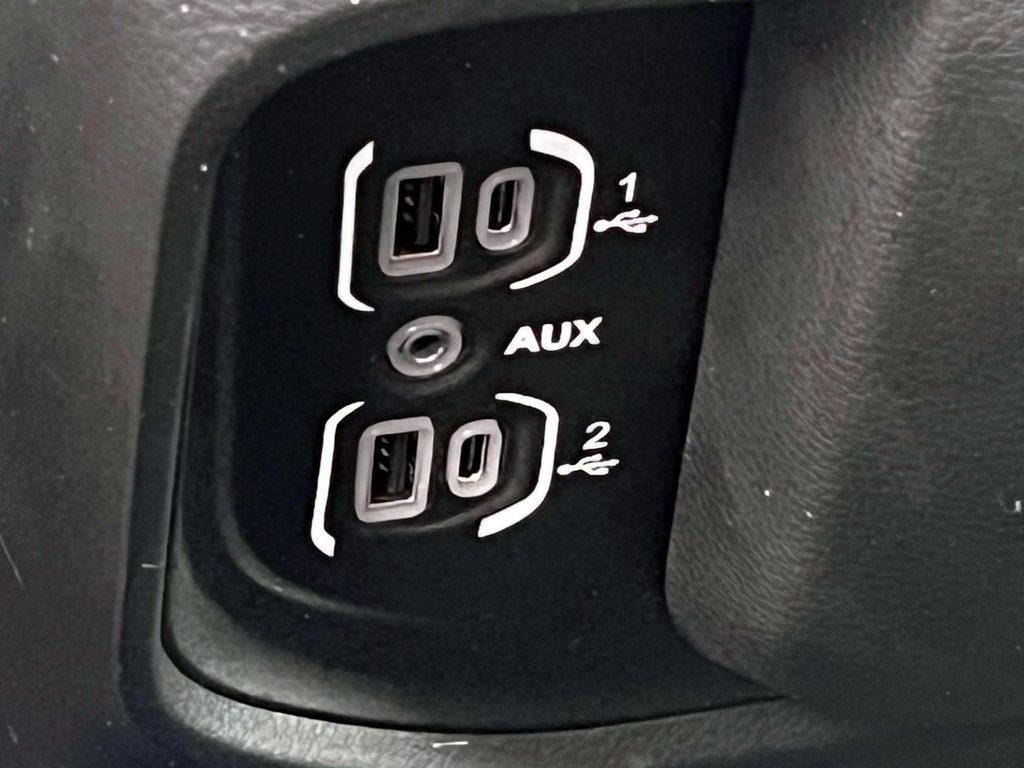 2022 RAM 1500 Big Horn Quad Cab 4x4 6'4' Box