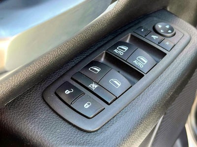 2022 RAM 1500 Big Horn Quad Cab 4x4 6'4' Box