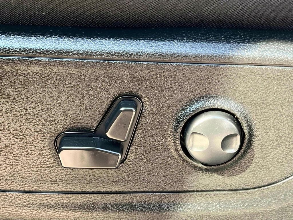 2022 RAM 1500 Big Horn Quad Cab 4x4 6'4' Box