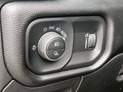 2023 RAM 1500 Big Horn Crew Cab 4x4 5'7' Box