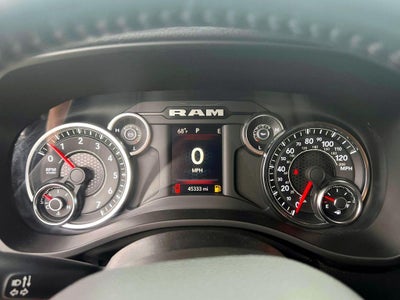2023 RAM 1500 Big Horn Crew Cab 4x4 5'7' Box