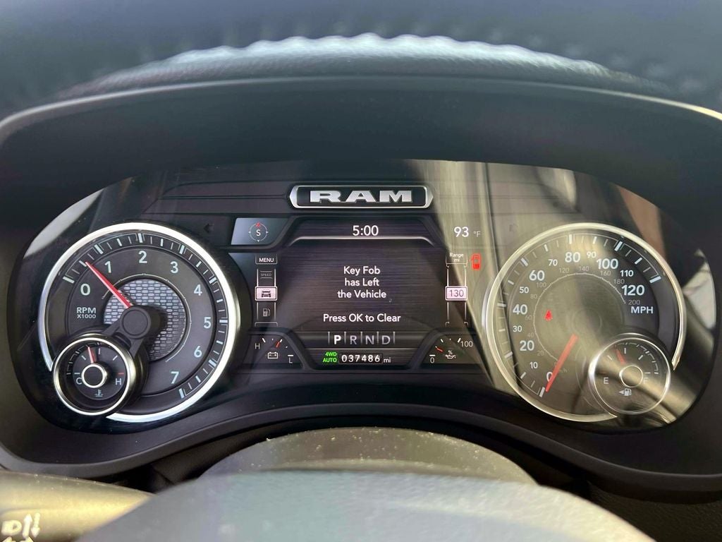 2023 RAM 1500 Big Horn Crew Cab 4x4 5'7' Box