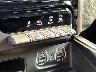 2023 RAM 1500 Big Horn Crew Cab 4x4 5'7' Box