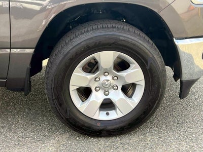2023 RAM 1500 Big Horn Crew Cab 4x4 5'7' Box