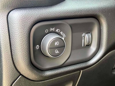 2023 RAM 1500 Big Horn Crew Cab 4x4 5'7' Box