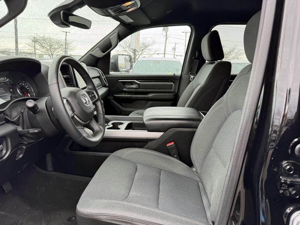 2023 RAM 1500 Big Horn Crew Cab 4x4 5'7' Box