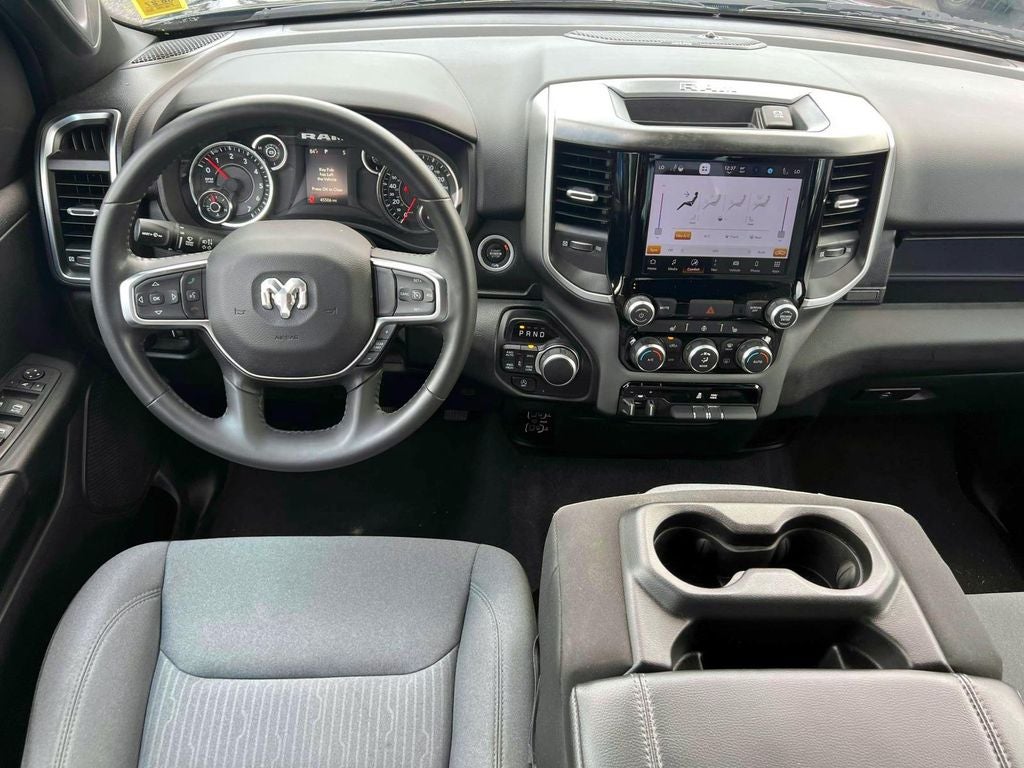 2024 RAM 1500 Big Horn Crew Cab 4x4 5'7' Box