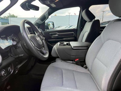 2024 RAM 1500 Big Horn Crew Cab 4x4 5'7' Box
