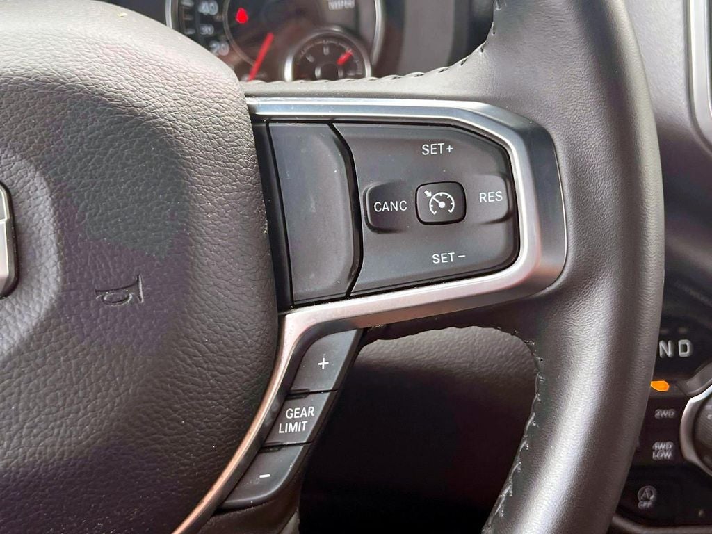 2024 RAM 1500 Big Horn Crew Cab 4x4 5'7' Box