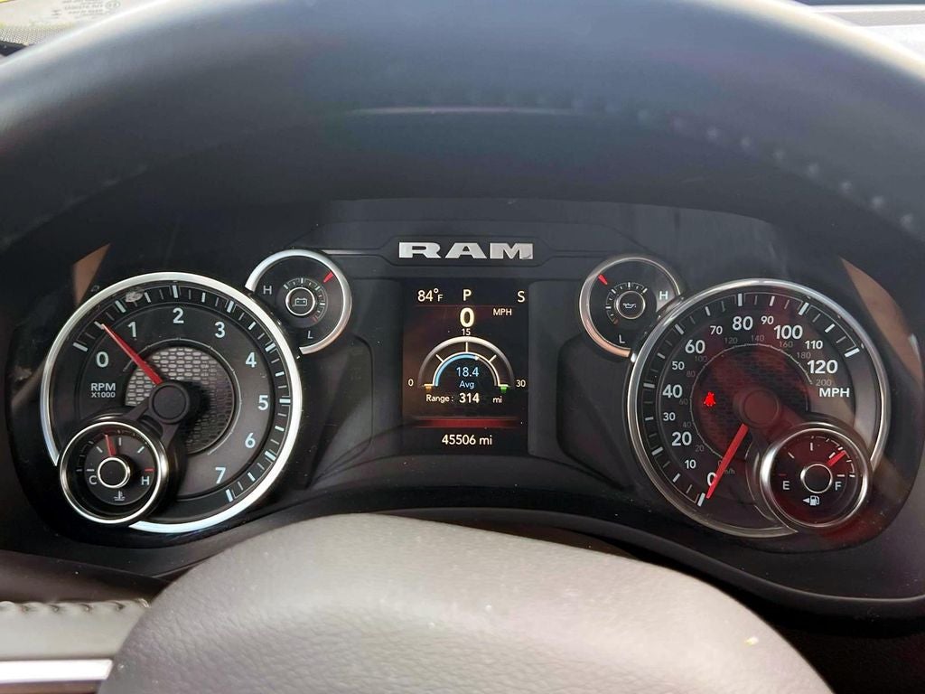 2024 RAM 1500 Big Horn Crew Cab 4x4 5'7' Box