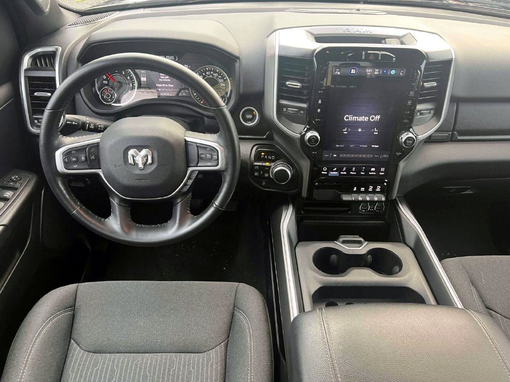 2023 RAM 1500 Big Horn Crew Cab 4x4 5'7' Box