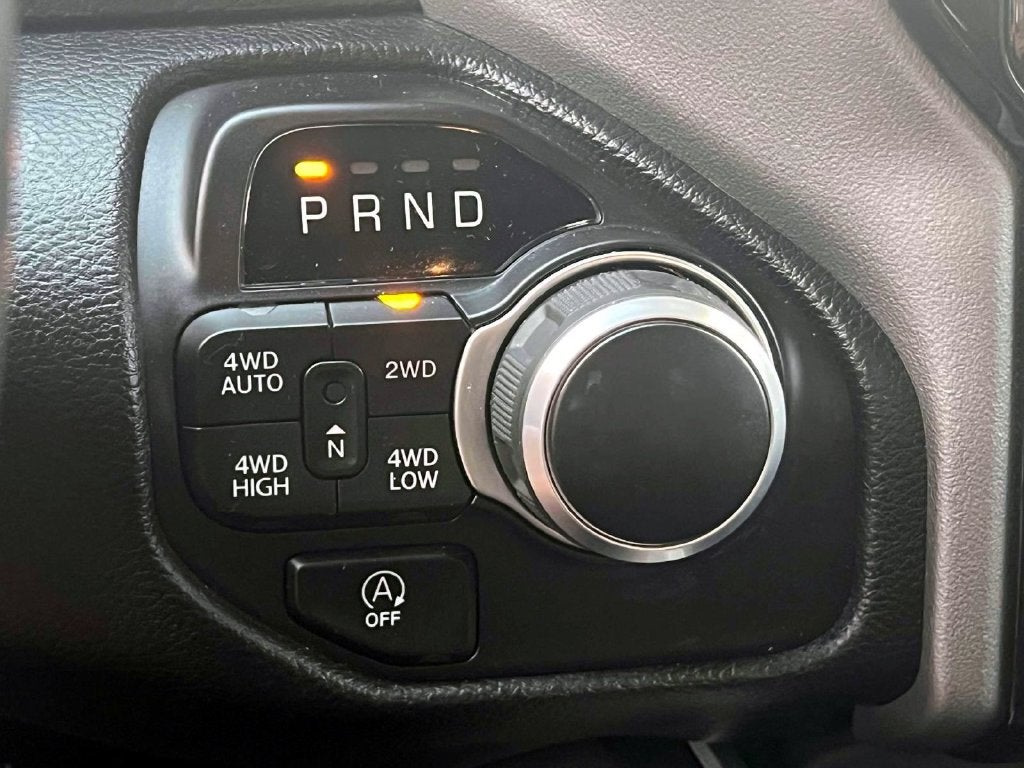 2023 RAM 1500 Big Horn Crew Cab 4x4 5'7' Box