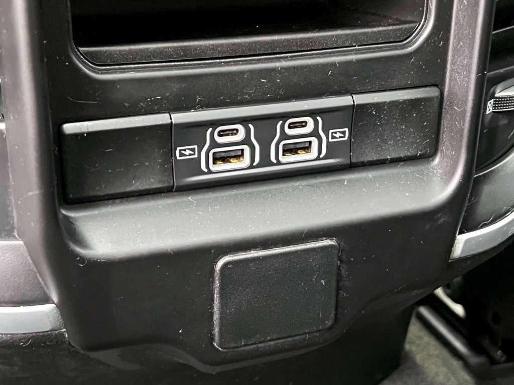 2023 RAM 1500 Big Horn Crew Cab 4x4 5'7' Box