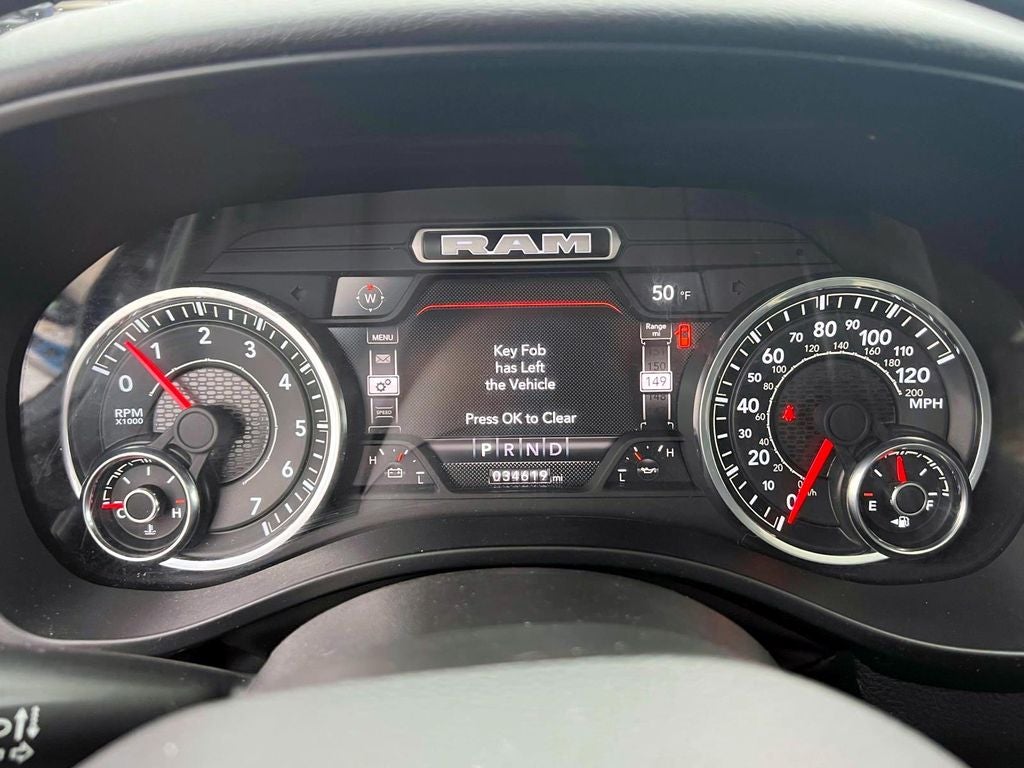 2023 RAM 1500 Big Horn Crew Cab 4x4 5'7' Box