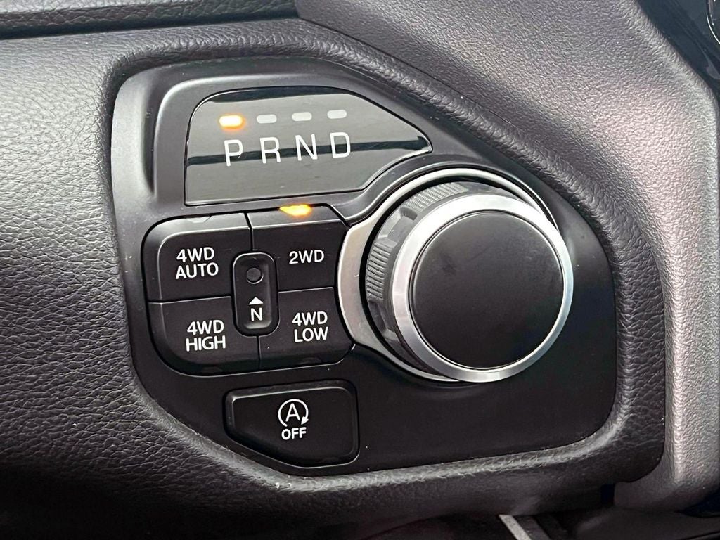 2023 RAM 1500 Big Horn Crew Cab 4x4 5'7' Box